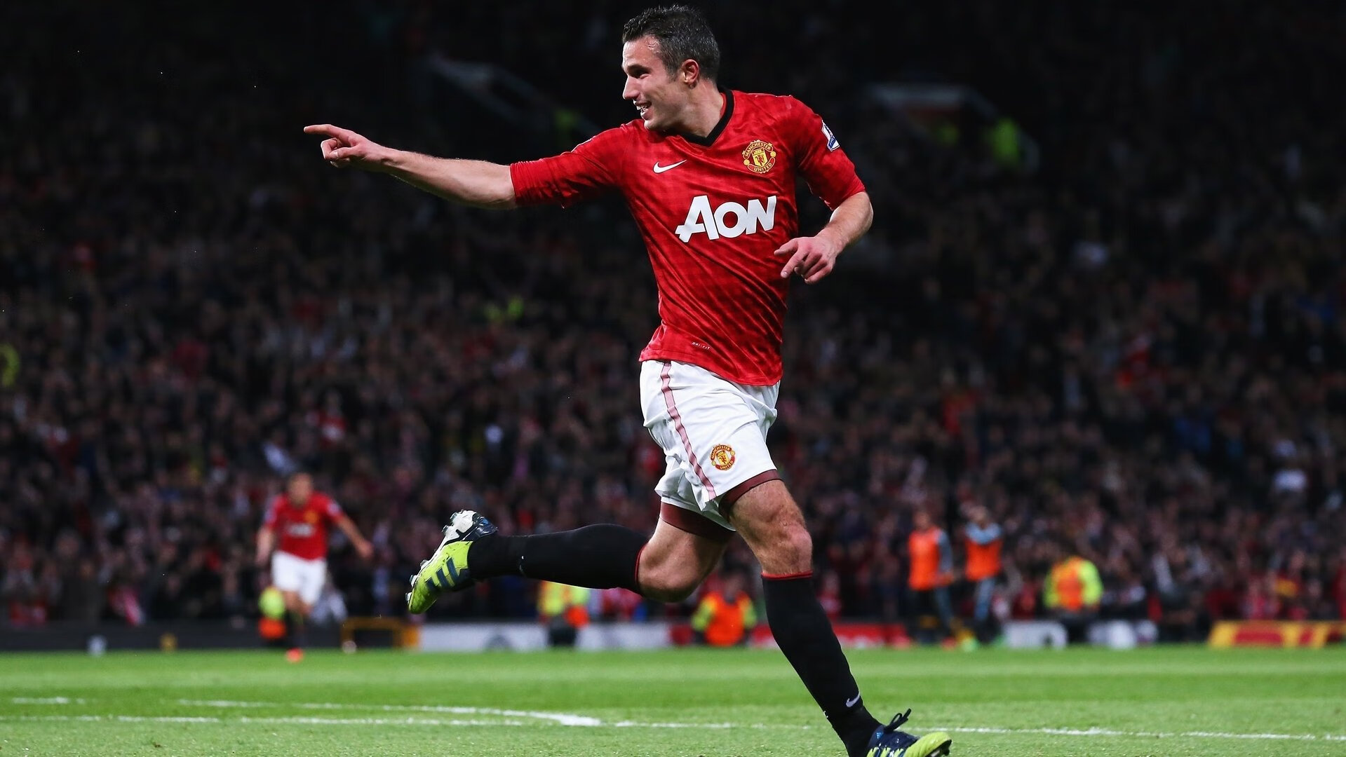 当沙漠金流遇见东瀛武士，富安健洋的惊世一脚，如何刺穿荷兰足球的心脏？