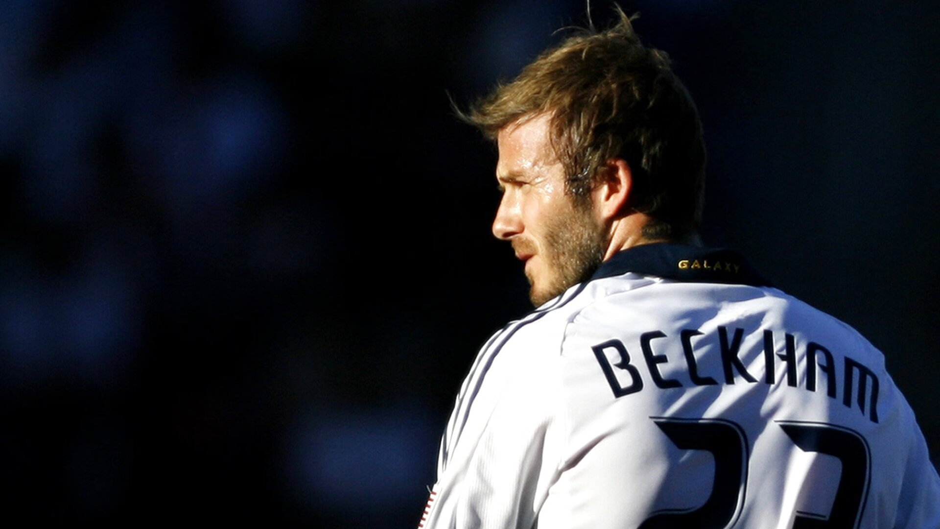 当蓝月与枪手刺刀见红,南美新风暴已悄然而至,足球世界的权力天平正在倾斜